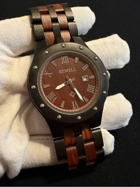 Bewell Men’s Natural Wood Watch in Ebony and Sandalwood